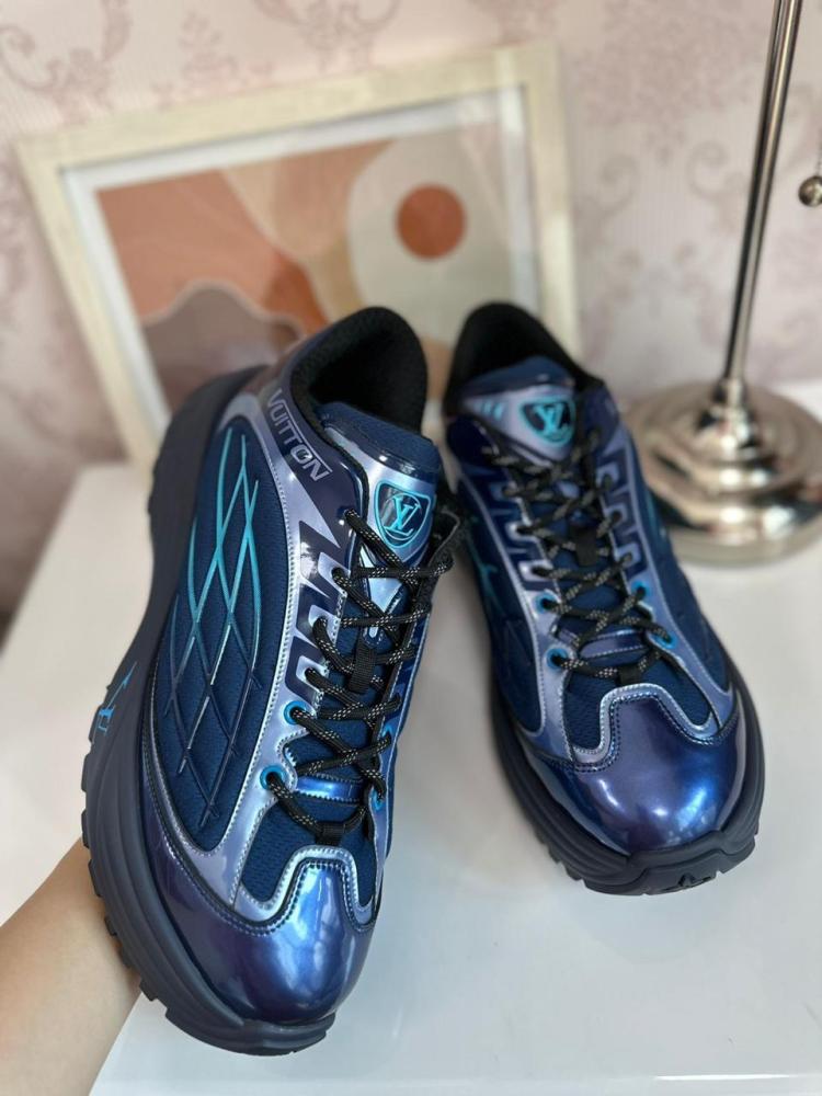 سنيكر رجالي لويس فيتون ديسكفوري لون أزرق
