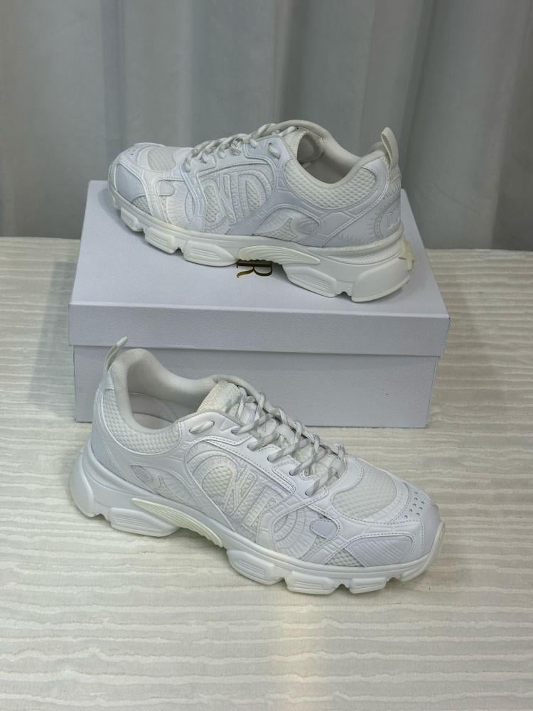 【関税&送料込】Dior Dior Chrono Sneaker Dior Chrono Sneakers, White and Black, Unisex - E-SEVEN STORE