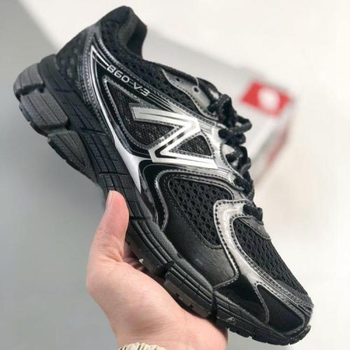 New Balance Men's 860 V3 Mesh Sneakers in Black E-SEVEN STORE