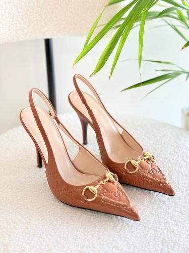 Valentino Lady Crush Women's Summer Sandal in Burgundy - E-SEVEN STORE