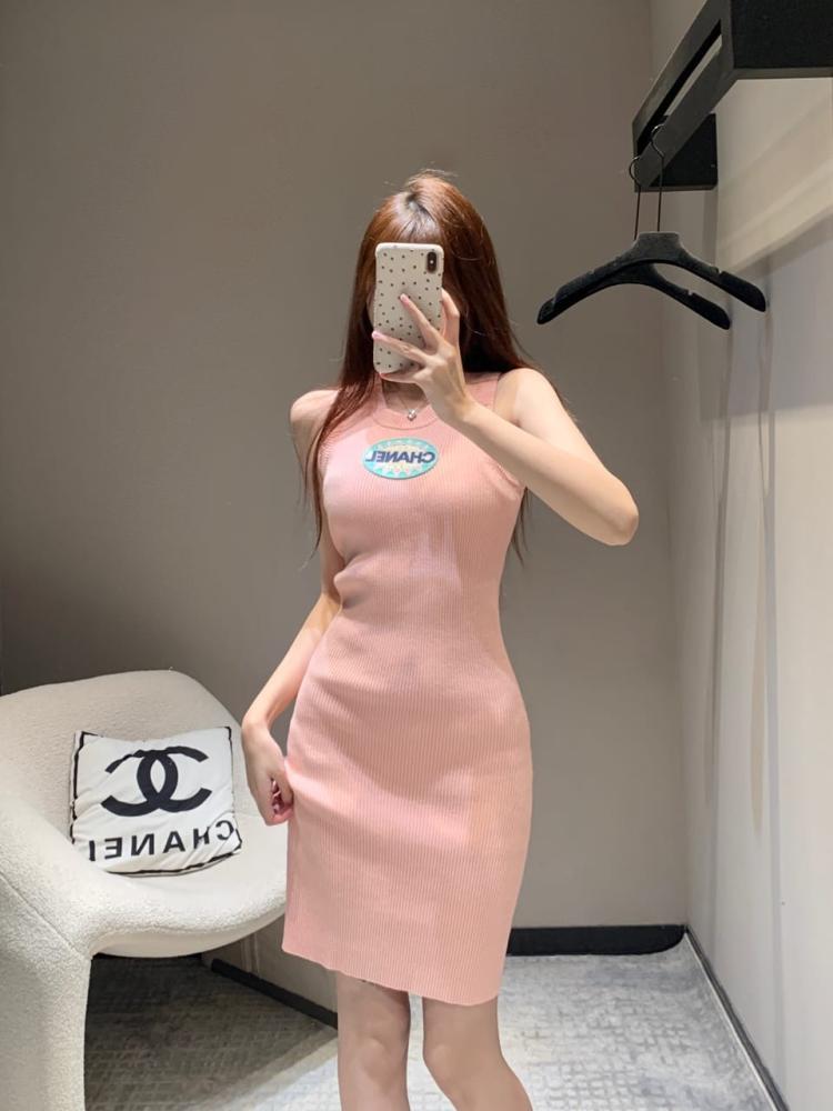Chanel Summer 2025 Sleeveless Ribbed Midi Dress in Pink E-SEVEN