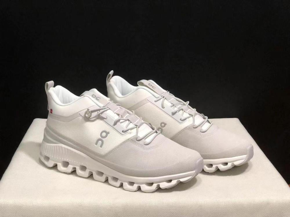 Shoes Cloud High Edge On Running White Cream E-SEVEN STORE