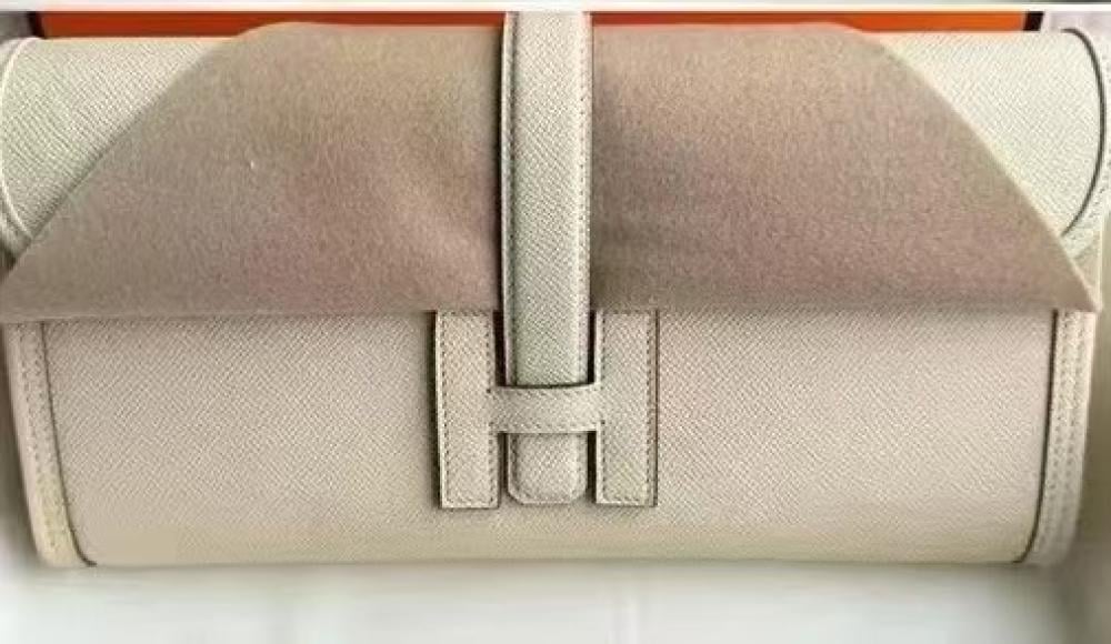 Hermes Gig Elan Clutch Bag in Light Beige - E-SEVEN STORE