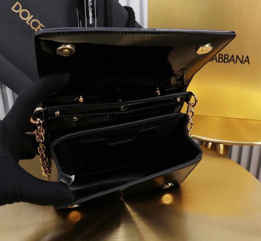 Dolce & Gabbana パーティーバッグ ブラウン Dolce & Gabbana black and gold flap bag - E-SEVEN STORE