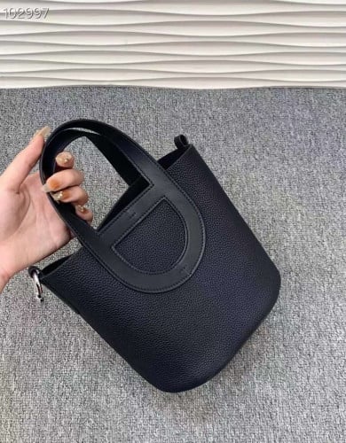 バッグ 1234 Bottega Veneta Parachute Small Shoulder Bag in Brown | ESEVEN STORE