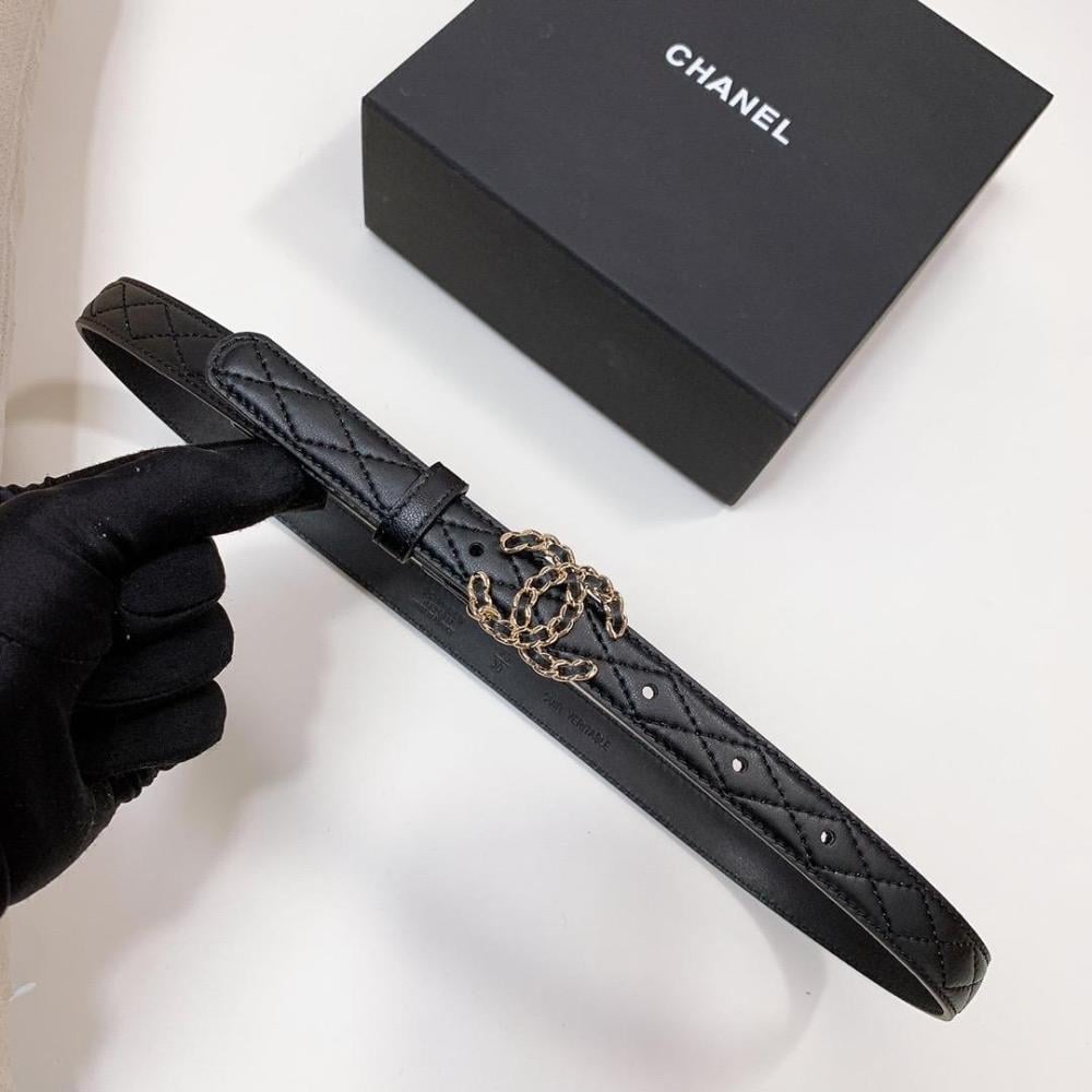Chanel Women's 2cm Black Notched Waist Belt with Gold and Black