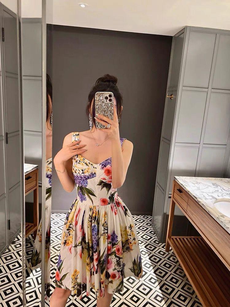 Gabbana Floral Dress Dolce And Gabbana Outfits Dolce And Gabbana