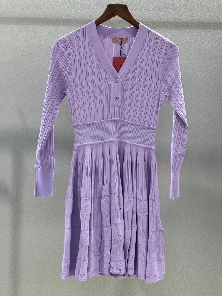 Alayya short dress with long sleeves and a button-up collar in purple