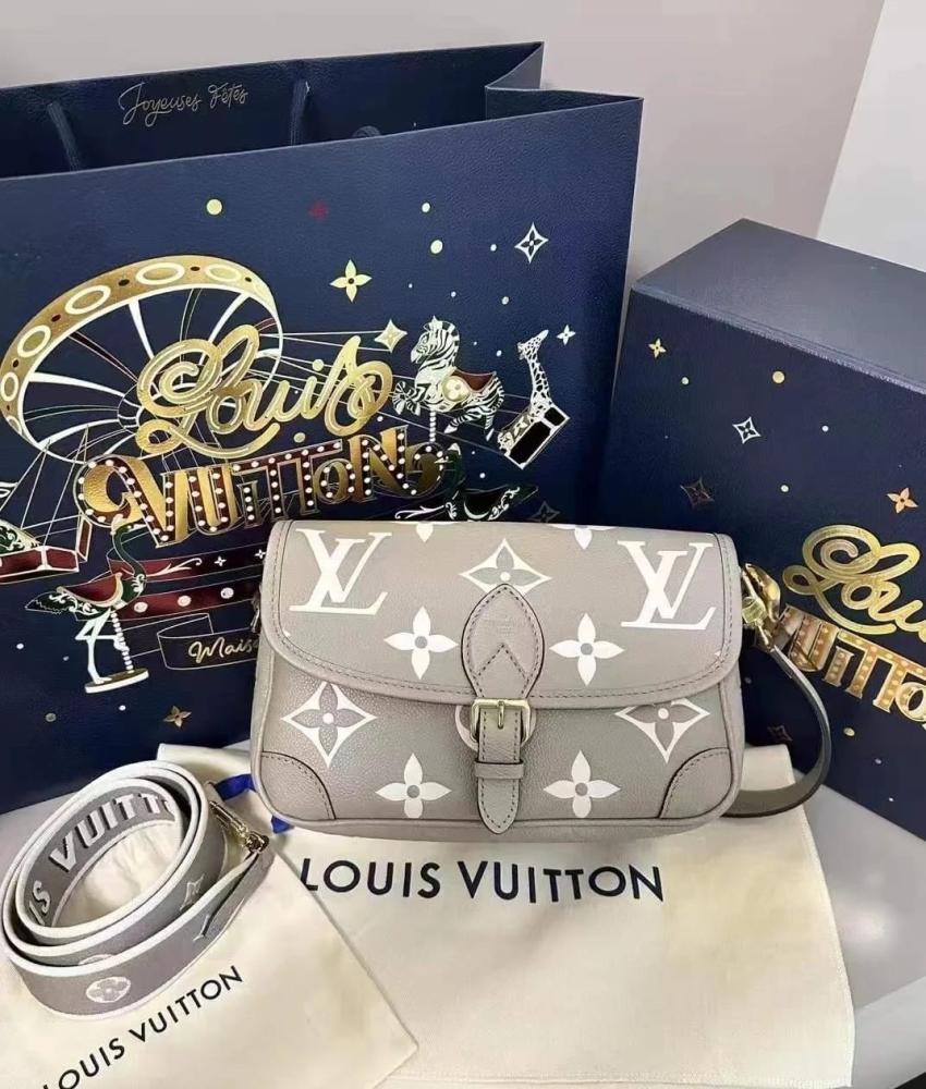 大人カジュアル☆【Loius Vuitton】Diane サッチェル Women's Diane | LOUIS VUITTON | 24S