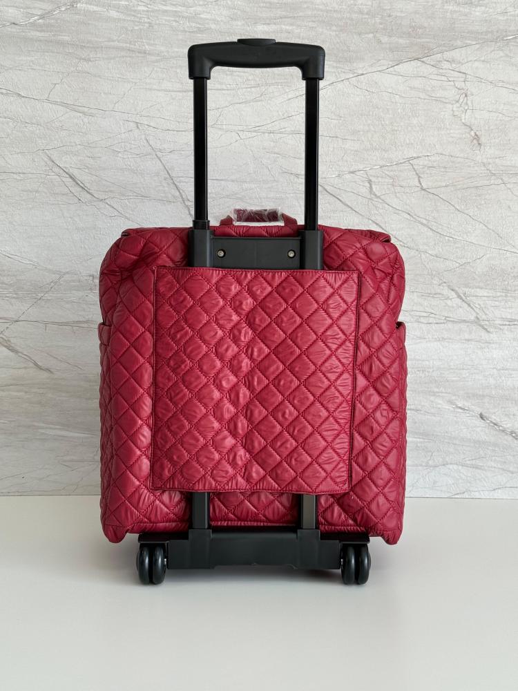 空箱　CHANEL, PRADA, HERMES 、Tiffany 8 luxury bags made famous in films and TV shows, from Chanel
