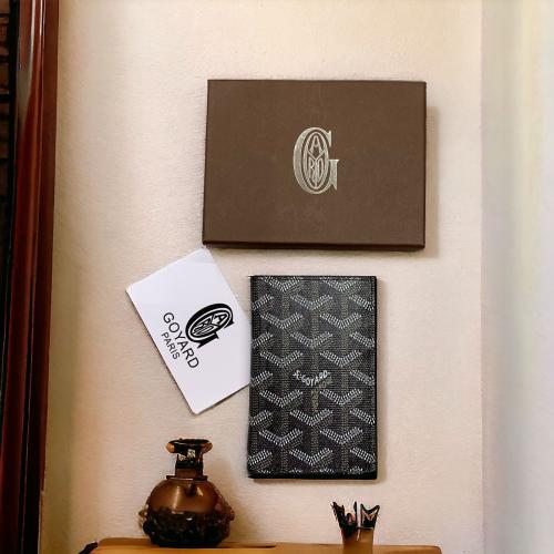 アート様 I was able to make the headpiece and paint the shoes for