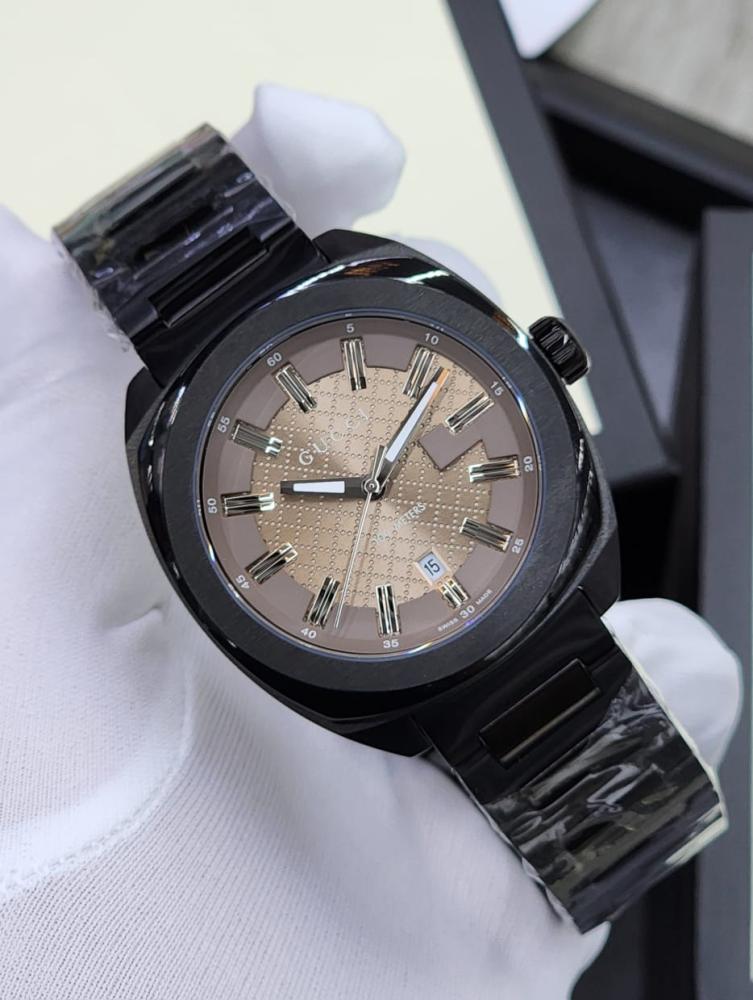 Gucci GG2570 watch