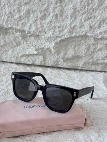 Louis Vuitton Men's Square Black Sunglasses - E-SEVEN STORE