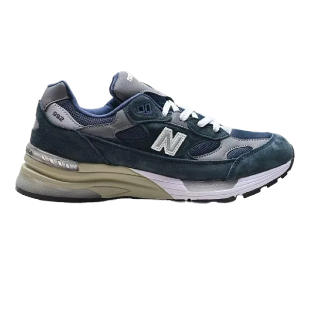 スニーカー New Balance '992' sneakers New Balance 992 Unisex Sports Sneakers in Navy and Grey - E