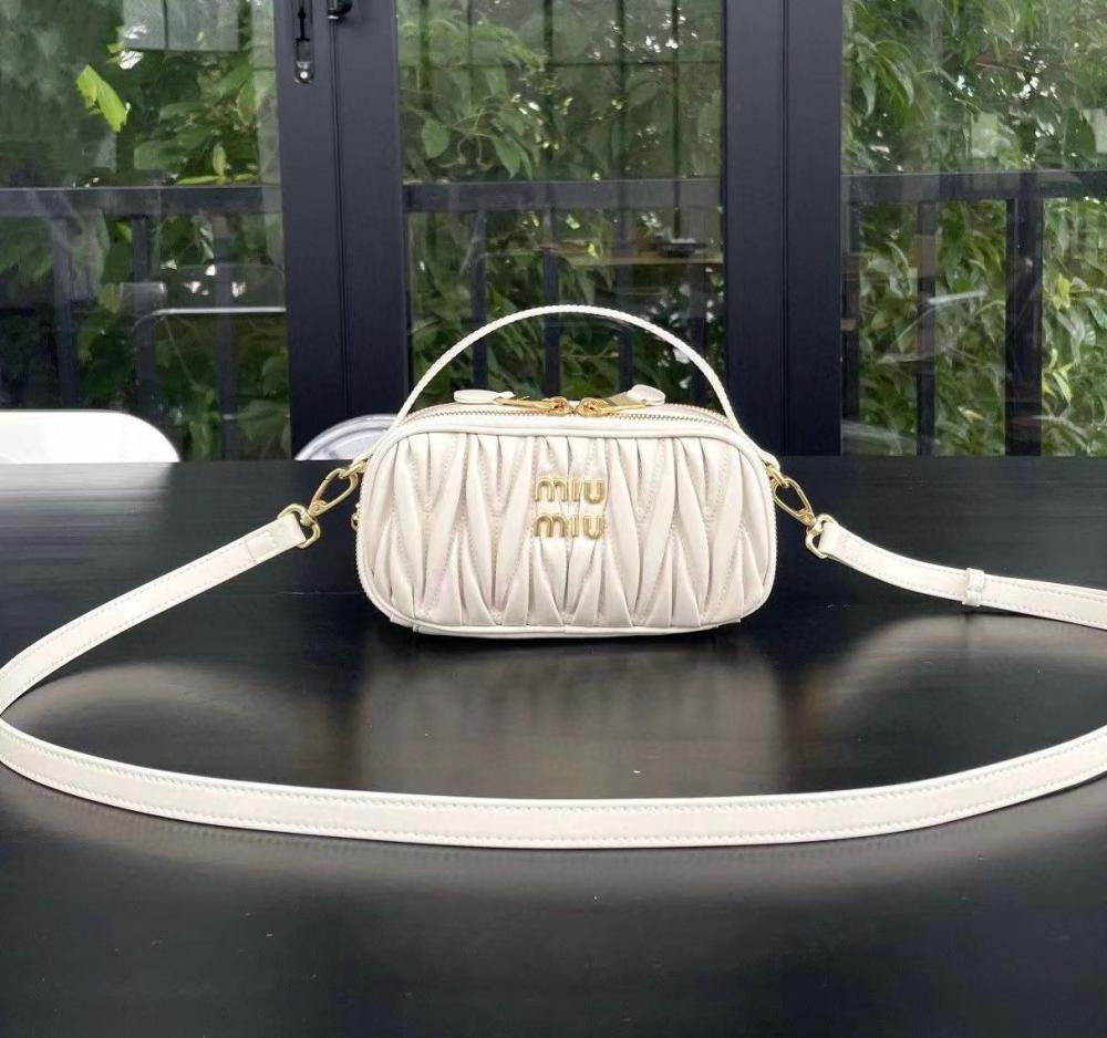 Mini Miu Miu Bag in White Quilted Leather with Shoulder