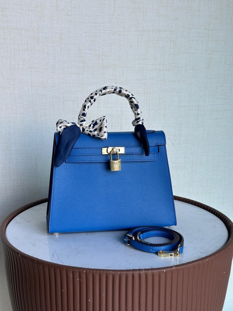 Hermes Bag Hermes Kelly Blue Indigo AN INDIGO EPSOM LEATHER MINI
