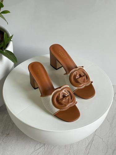その他 MIU New Collection: New Balance X Miu Miu | Miu Miu