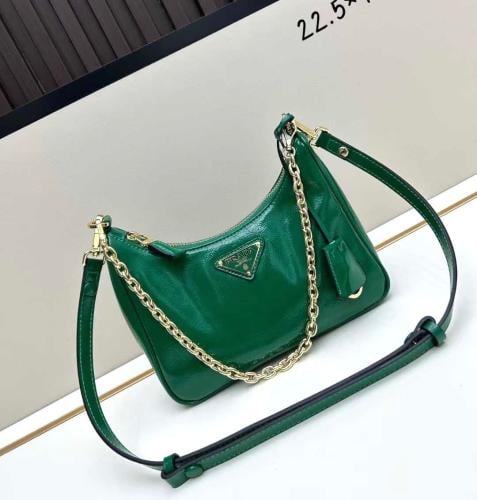 Prada green patent leather zip bag with gold hardware - E