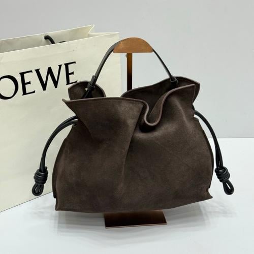 イヴサンローラン Yves Saint Laurent Tote Bag in Black Leather - E-SEVEN STORE