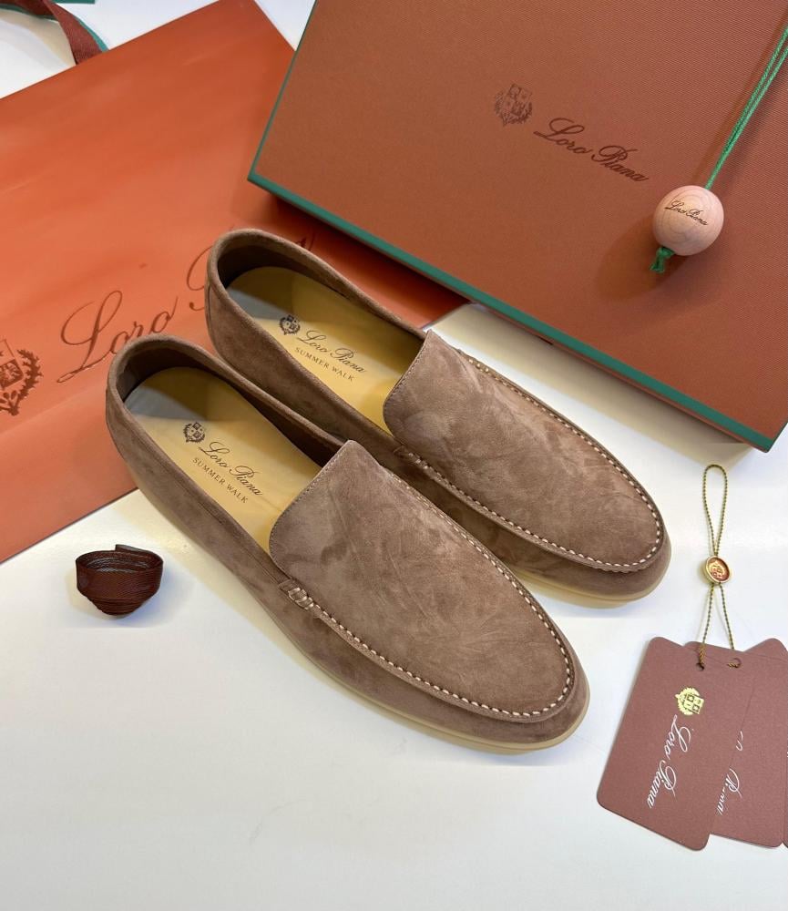 Loro Piana Men's Easy-Wear Suede Walking Shoes in Beige E-SEVEN