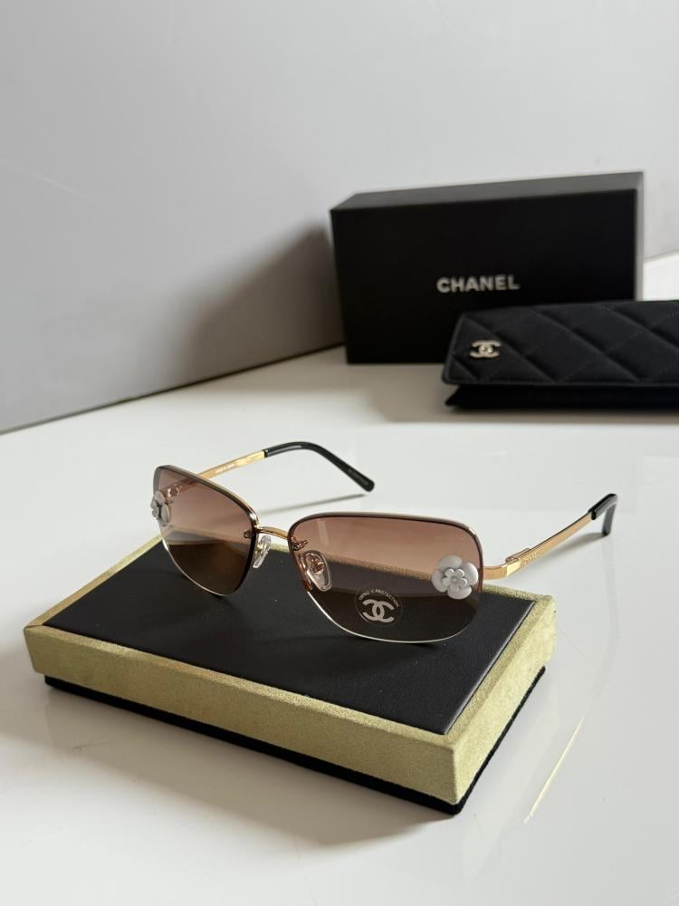 نظارات شمسية شانيل نسائية مربعة بلون بني