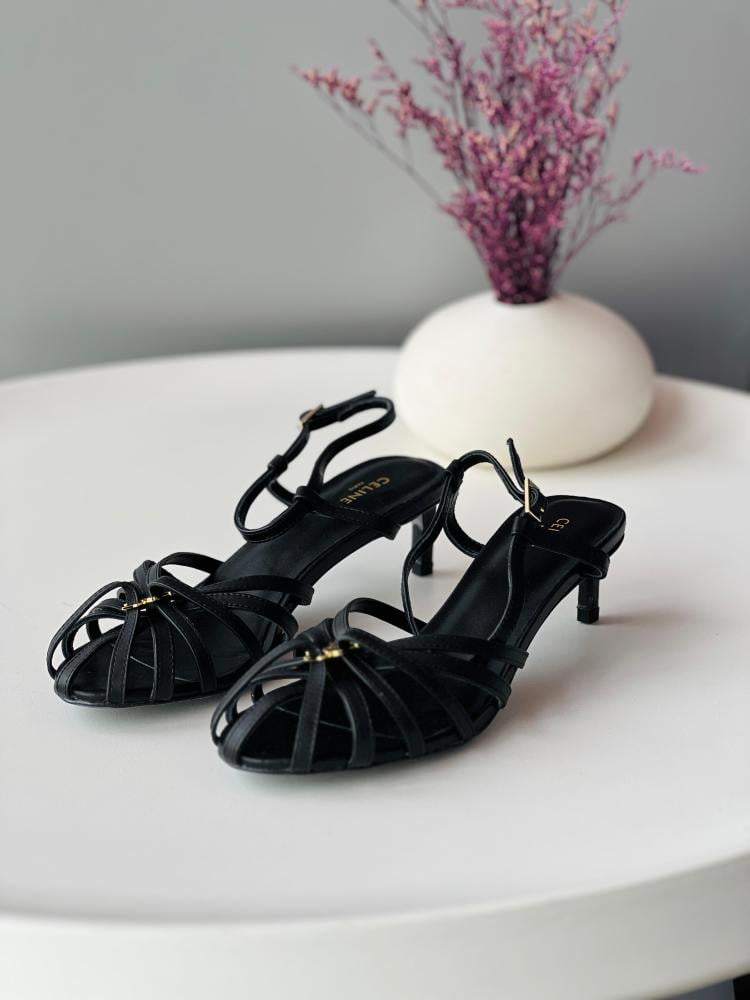 ★CELINE直営店★CUIR TRIOMPHE ブラック ラムスキン サンダル Celine Triumph Low Back Strap Sandal in Black - E-SEVEN STORE