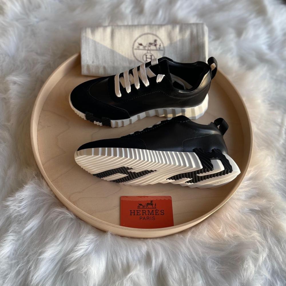 Hermes Bouncing Women's High Quality Black and White Sports