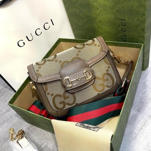 ショルダーバッグ・ポシェット GUCCI Men Shoulder bag Beige GUCCI: Bags men - Beige | Gucci shoulder bag 761741FACJQ