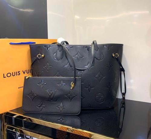 Louis Vuitton Neverfull Monogram Large Fashion Bag in Black