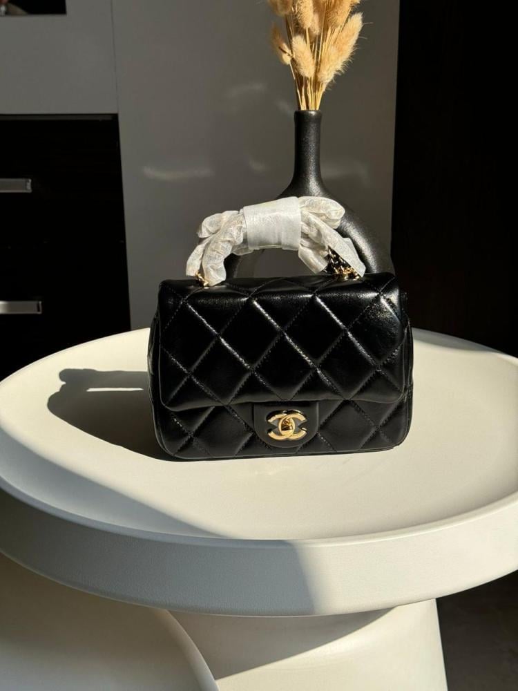 Luxury Chanel Mini Flap Bag 18cm Black with Long Handle - E