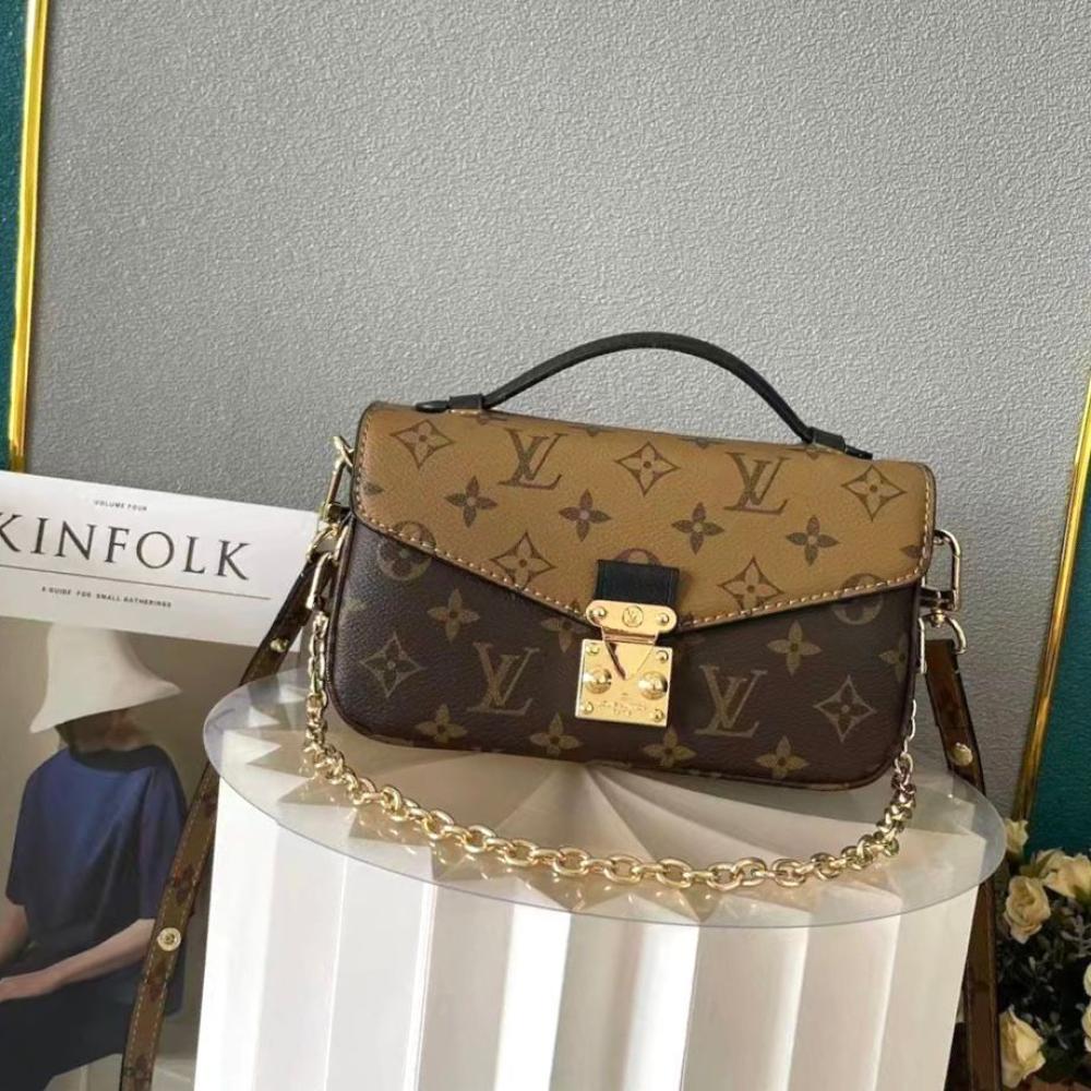 Louis Vuitton Bag Flap Bag in Brown Monogram Elegant