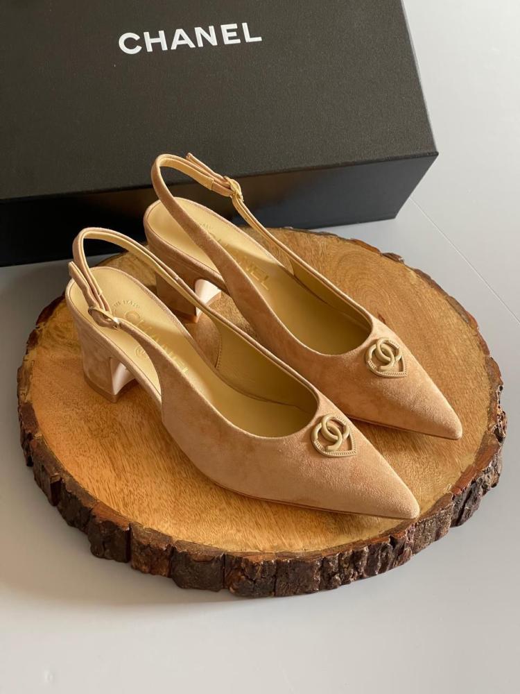 CHANEL スエード茶ベージュ　38 CHANEL Beige Sport Line sneakers runners trainers, 38 | eBay