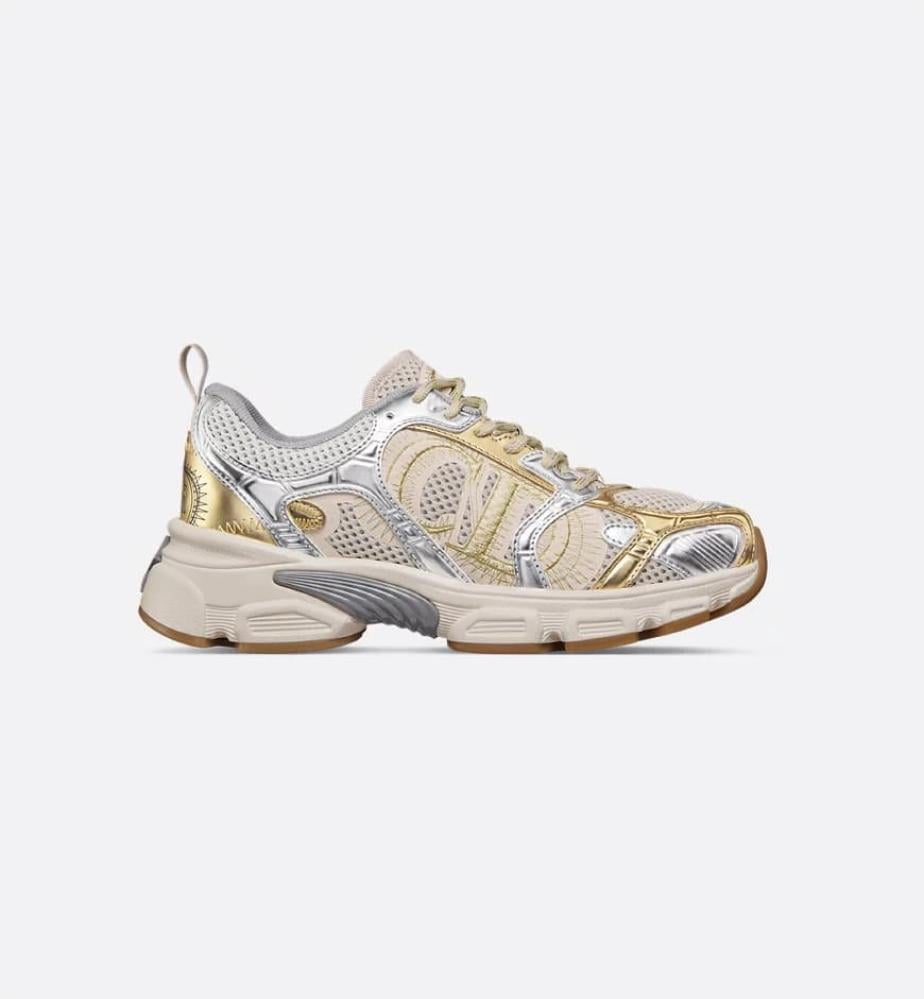 【清潔感あるカラーでお洒落☆】Dior Chrono スニーカー 色合いがたまらなくお洒落♪】DIOR Dior Chrono スニーカー