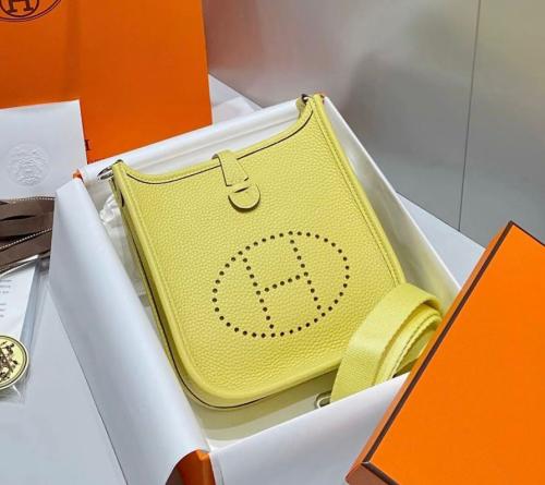 Mini Arms Eveline bag in grained leather with a long strap, yellow