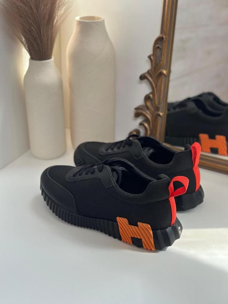 オレンジソール 【HERMES】Boomerang スニーカー men's Boomerang sneaker | Hermès USA