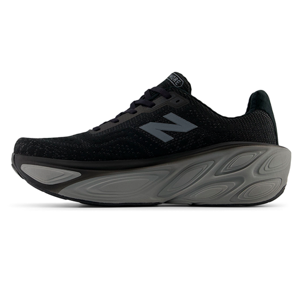 New Balance Men's Fresh Foam X More 5 Sneaker Black
