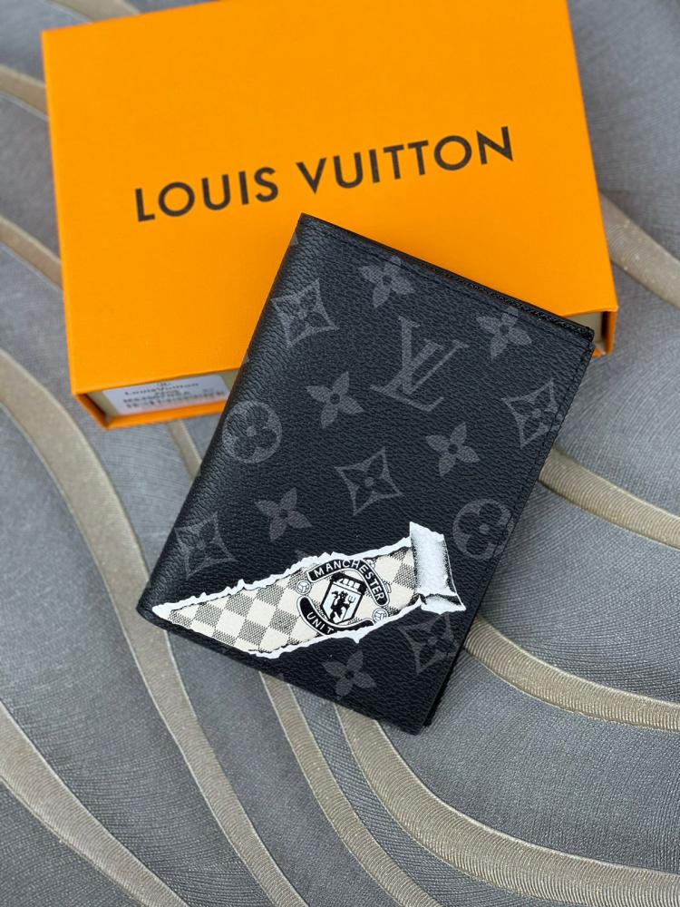 Louis Vuitton Navy Leather Pocket Wallet with White Print