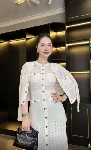 ラン Sandro maxi dress with elegant white jacket with front