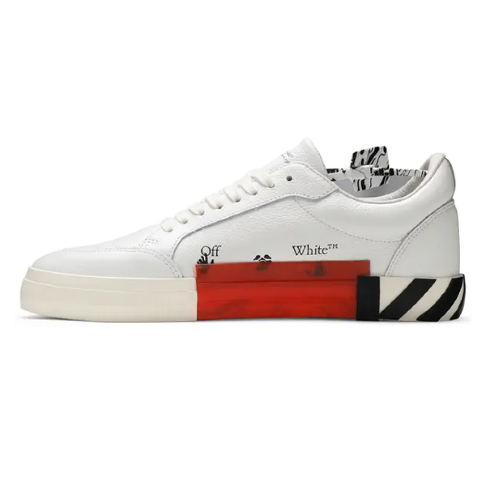 Off-White Shoes Daily Canvas Vulc in White with Black Logo - E