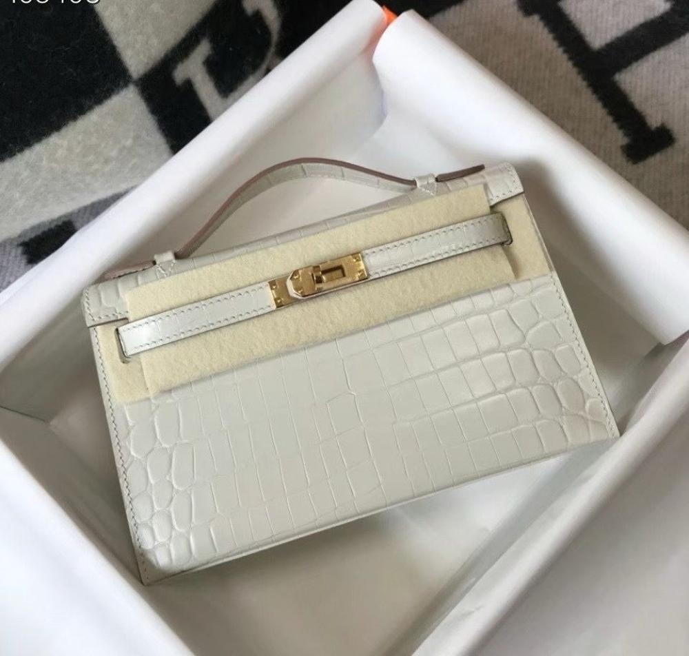 Women's Kelly Croco Hermes Bag in Elegant White