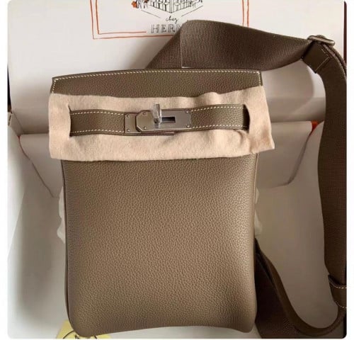 Hermes Geta Shoulder Bag with Brand Logo Flap, White, Modern