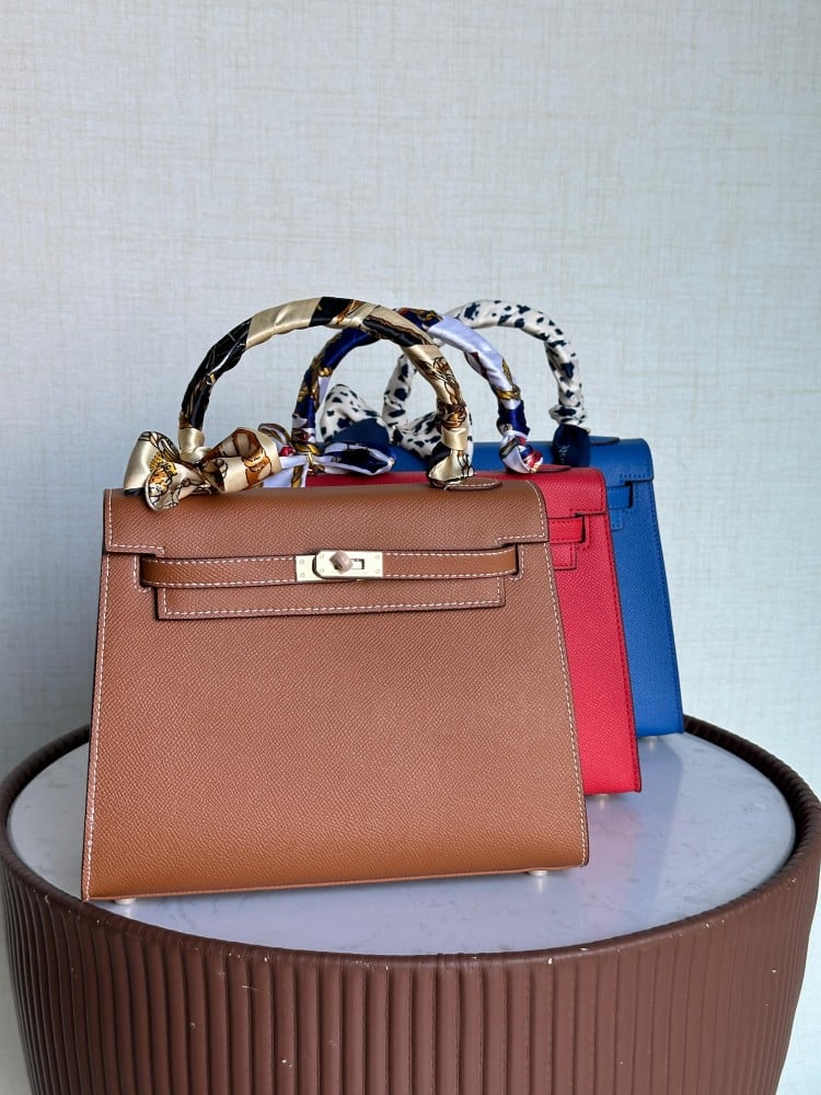 حقيبة للنساء كيللي باغ من هيرميس عسلي