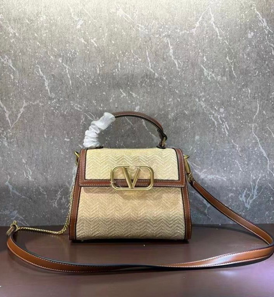 حقيبة فالنتينو حزام بني