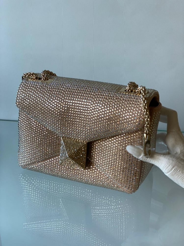 حقيبة فالنتينو مزينة بالكريستال