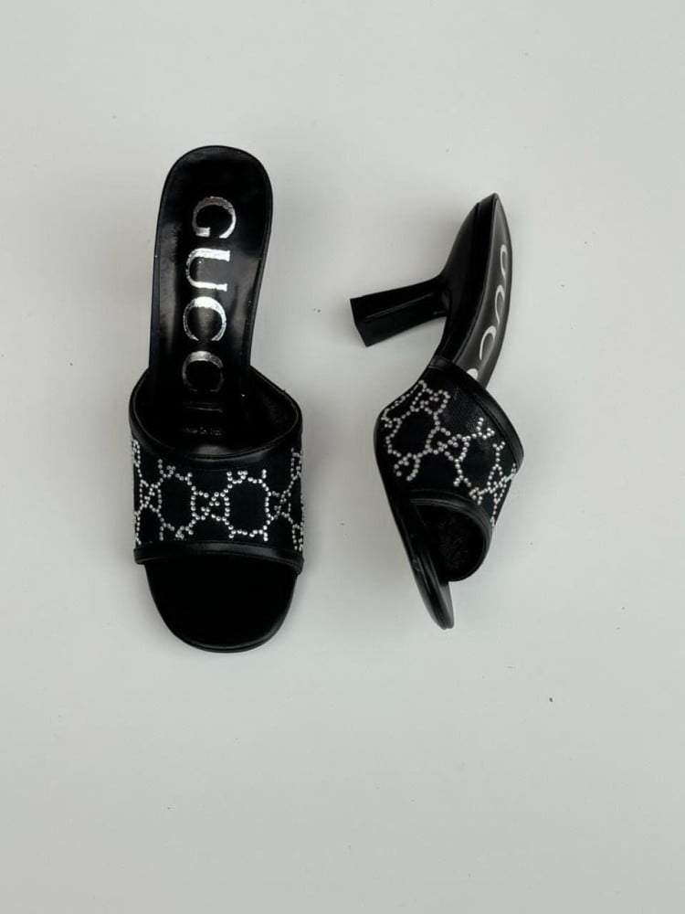 شبشب نسائي جوتشي شبك جودة ماستر لون أسود