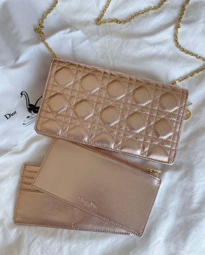 DIOR