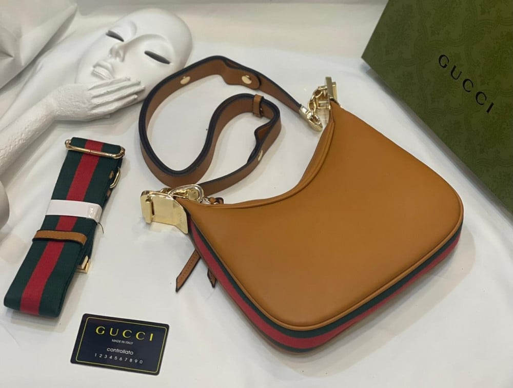 حقيبة نسائية جوتشي 34cm لون عسلي