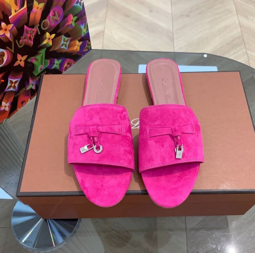 Loro Piana Pink Women's Slippers E-SEVEN STORE