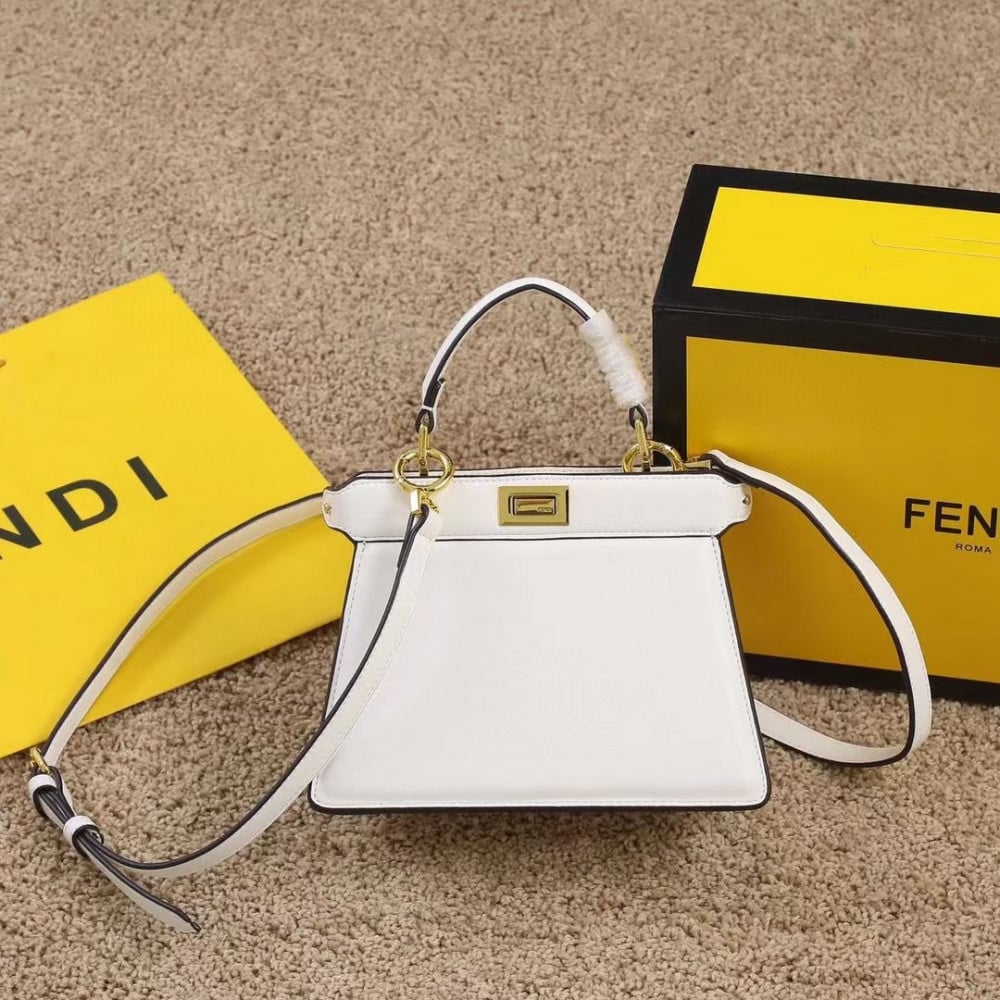 Fendi off discount white