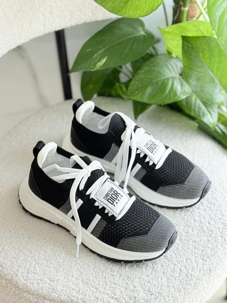 Dior N Run Women's Sneakers in Black Mesh Fabric E-SEVEN STORE